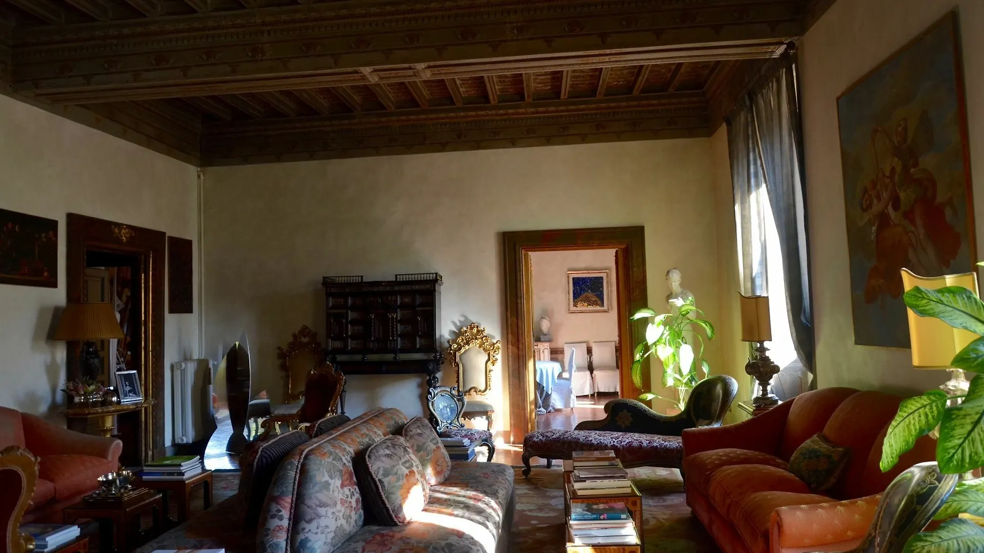 Exclusive Cairoli Apartment Roma